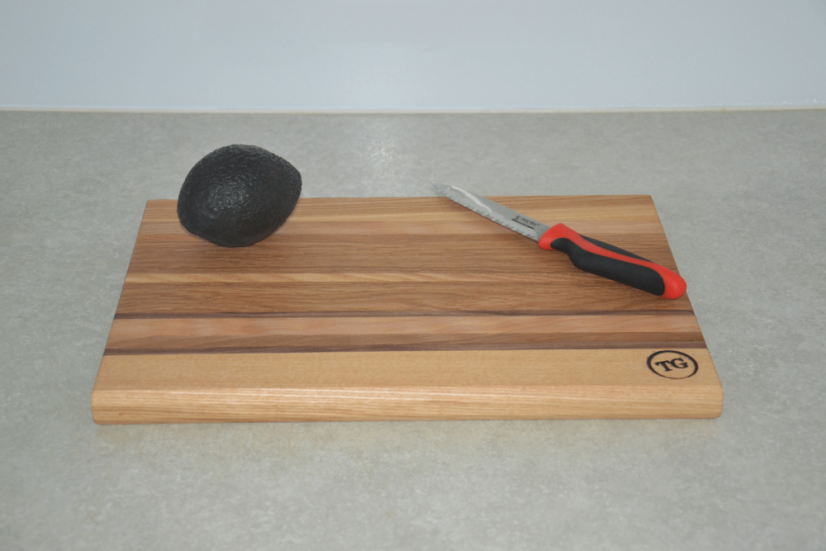 Servírovací a krájecí prkénko z masivu | 38×26×2,5 cm